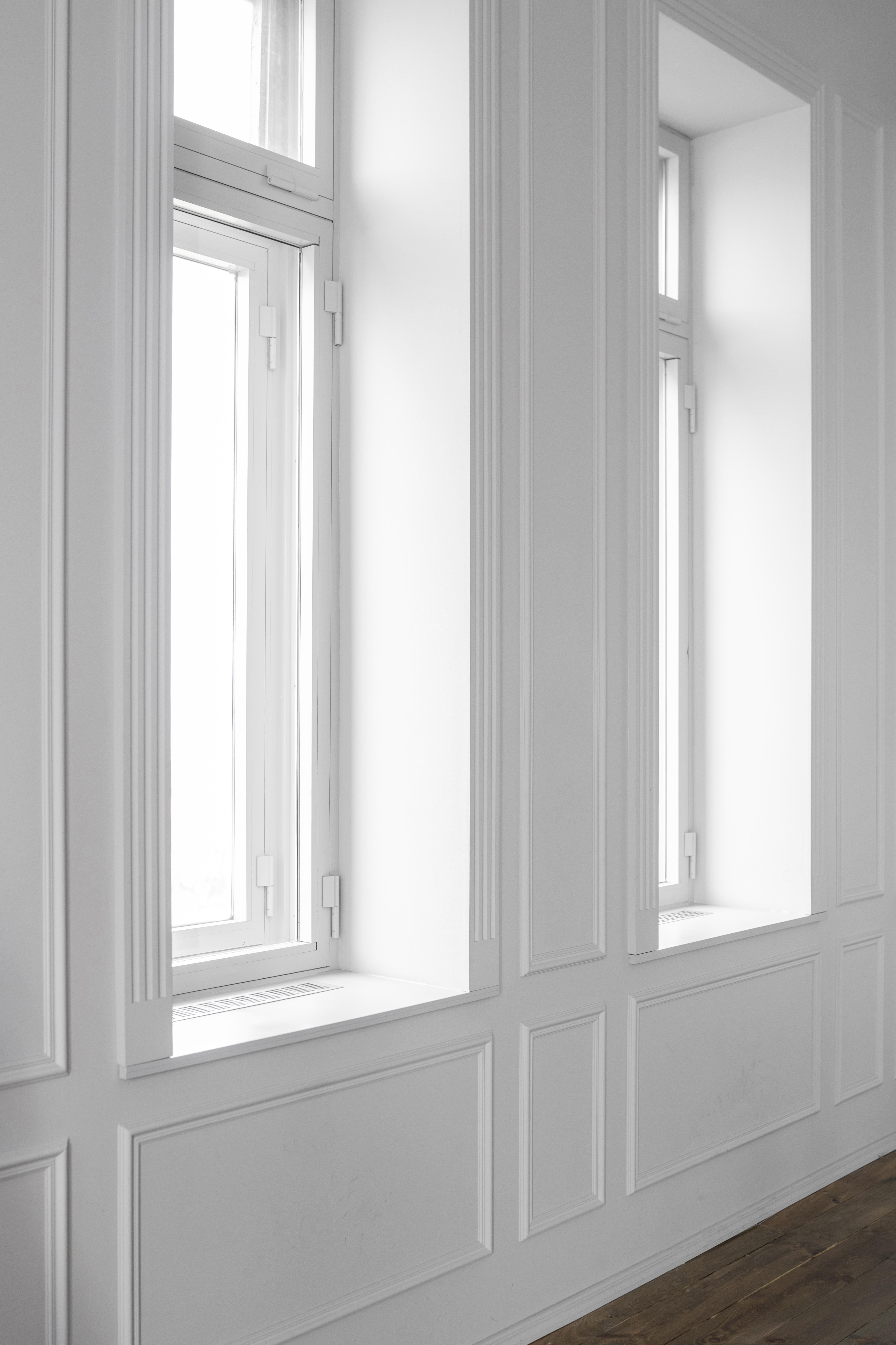 Fuging rundt vinduer for bedre isolasjon og tetthet